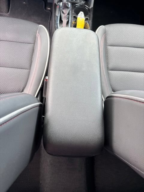 Used 2023 Chevrolet TrailBlazer RS w/ Sun and Liftgate Package AWD/4WD image 14