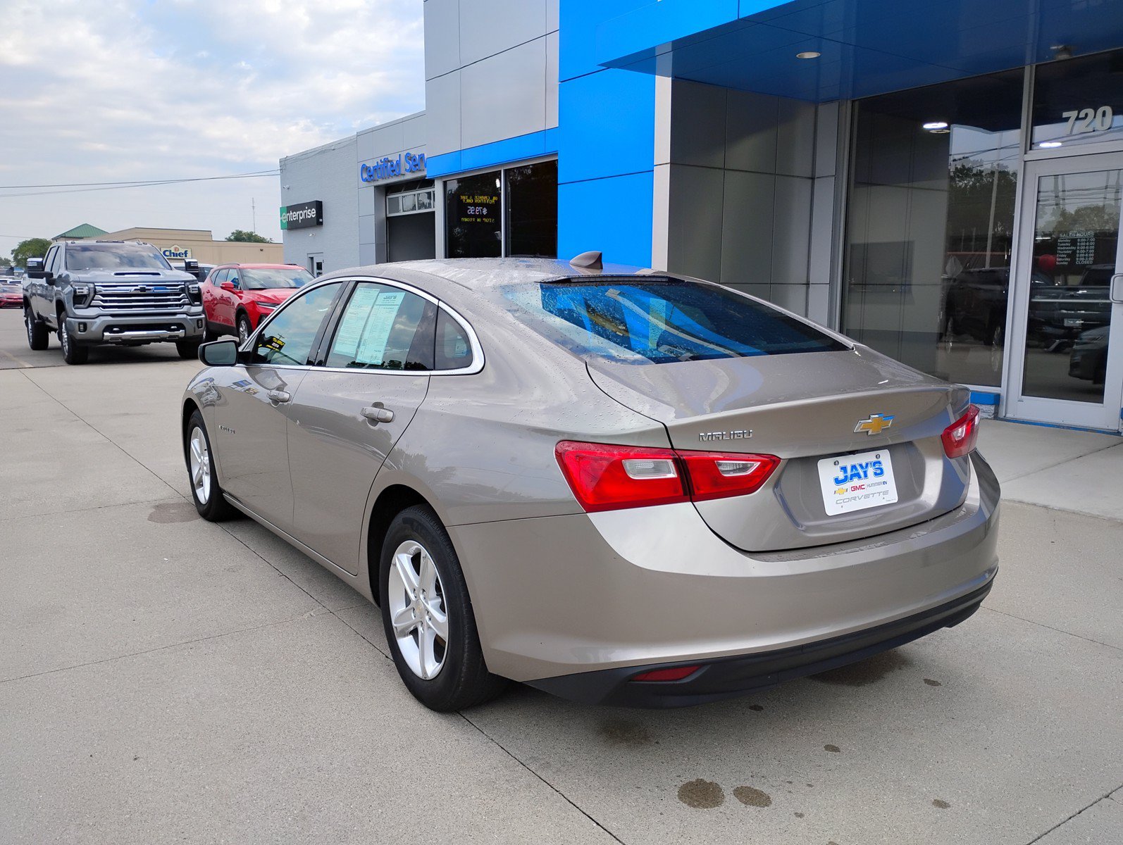 Used 2022 Chevrolet Malibu LS FWD image 10