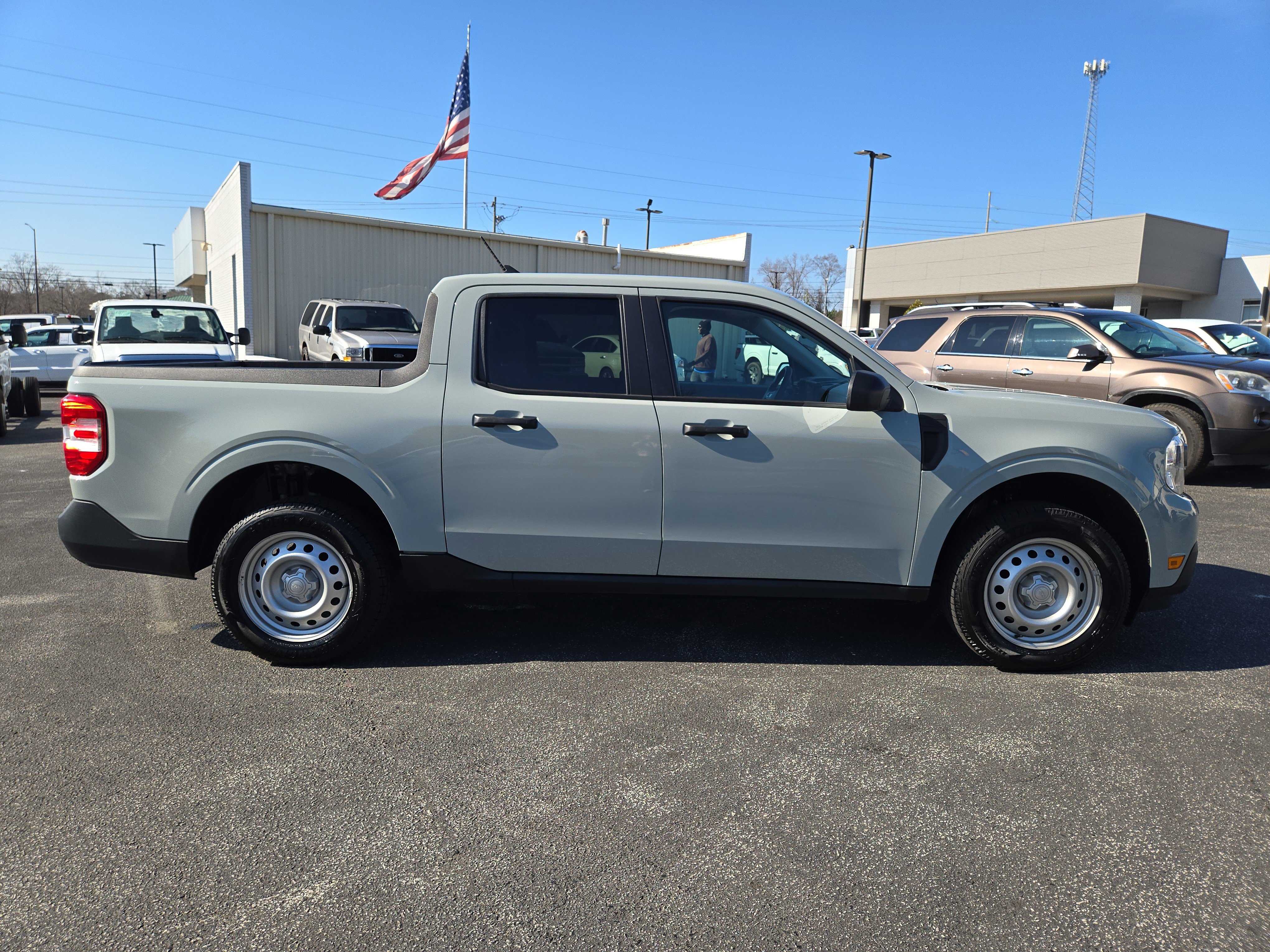 Certified 2023 Ford Maverick XL image 6