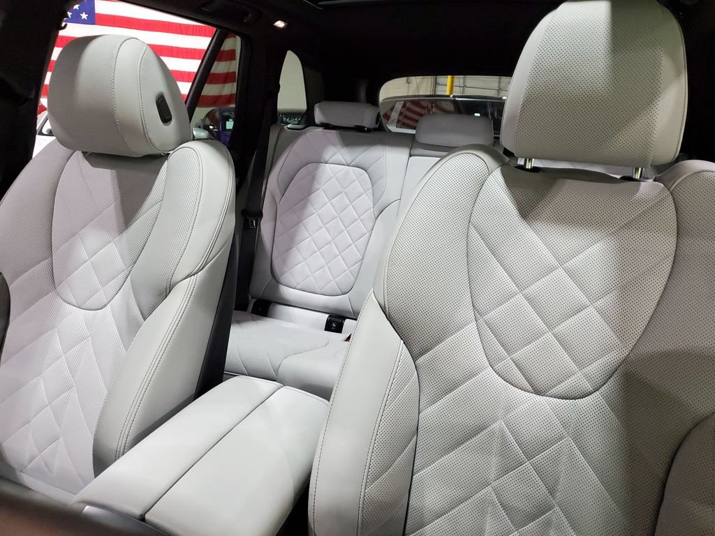 Used 2024 BMW X5 xDrive40i w/ Premium Package AWD/4WD image 42