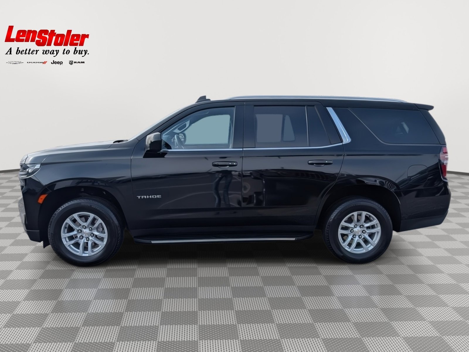 Used 2024 Chevrolet Tahoe LS image 2