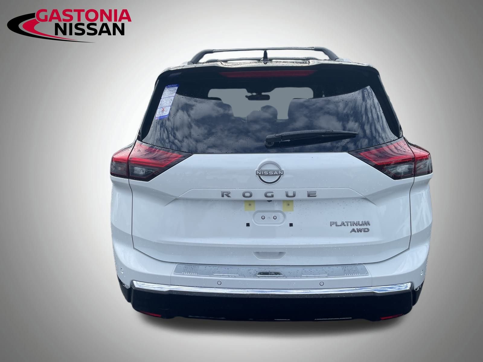 Used 2026 Nissan Rogue Platinum w/ Platinum Premium Package image 9