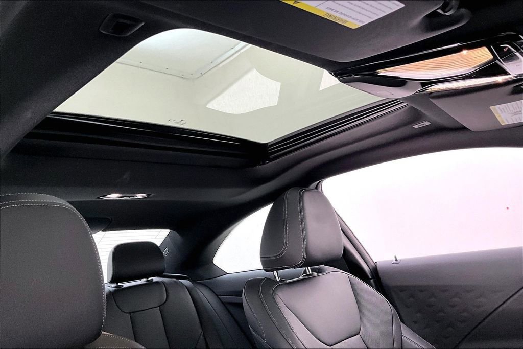 Used 2025 BMW M240i xDrive Coupe image 21