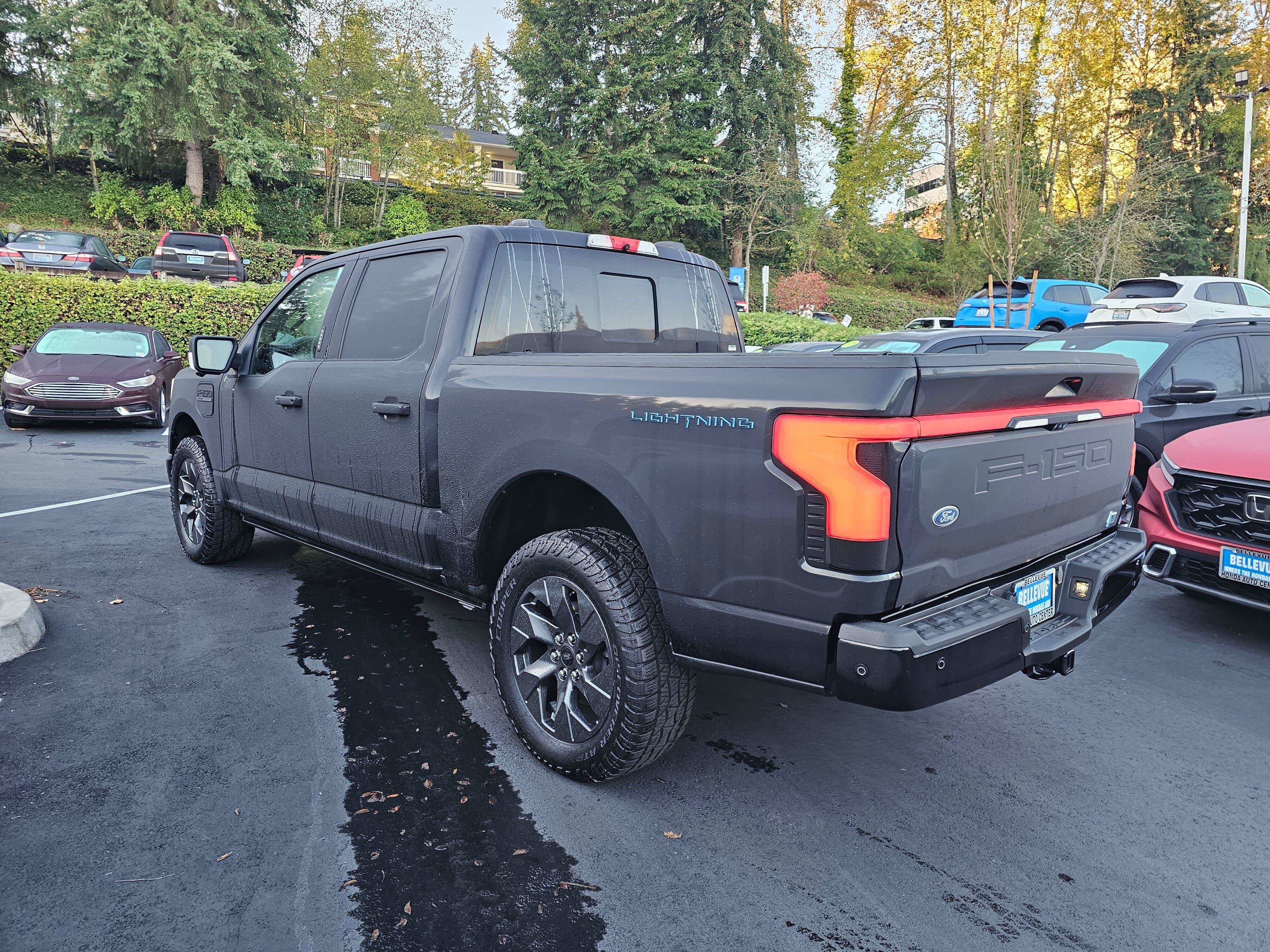 Used 2023 Ford F150 Lightning Lariat w/ Equipment Group 511A High AWD/4WD image 5
