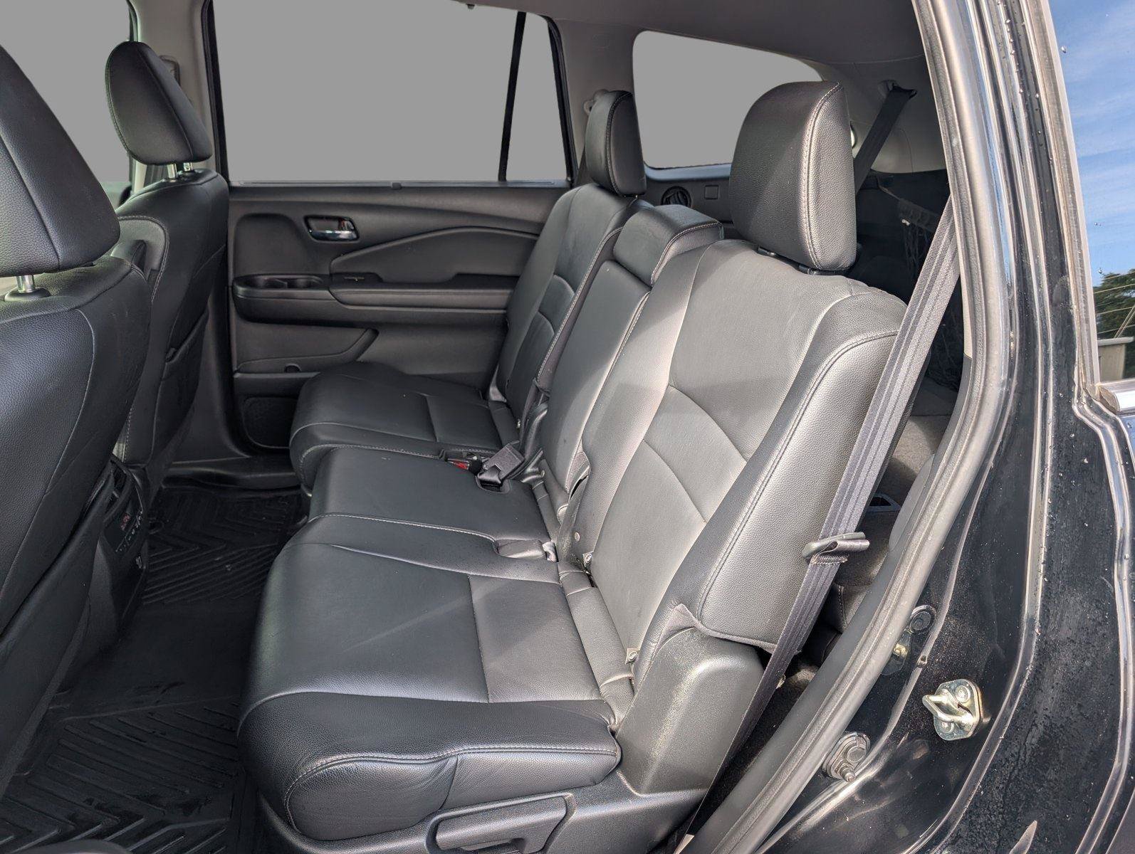 Used 2021 Honda Pilot Special Edition image 34
