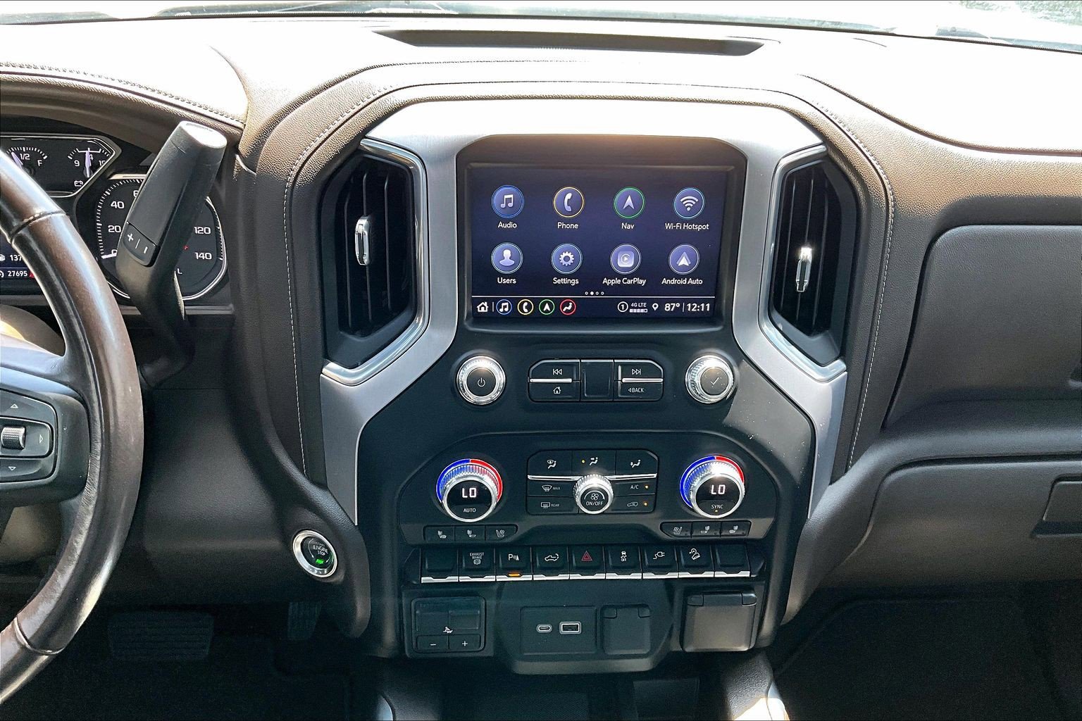 Used 2022 GMC Sierra 2500 SLT w/ SLT Premium Package AWD/4WD image 16