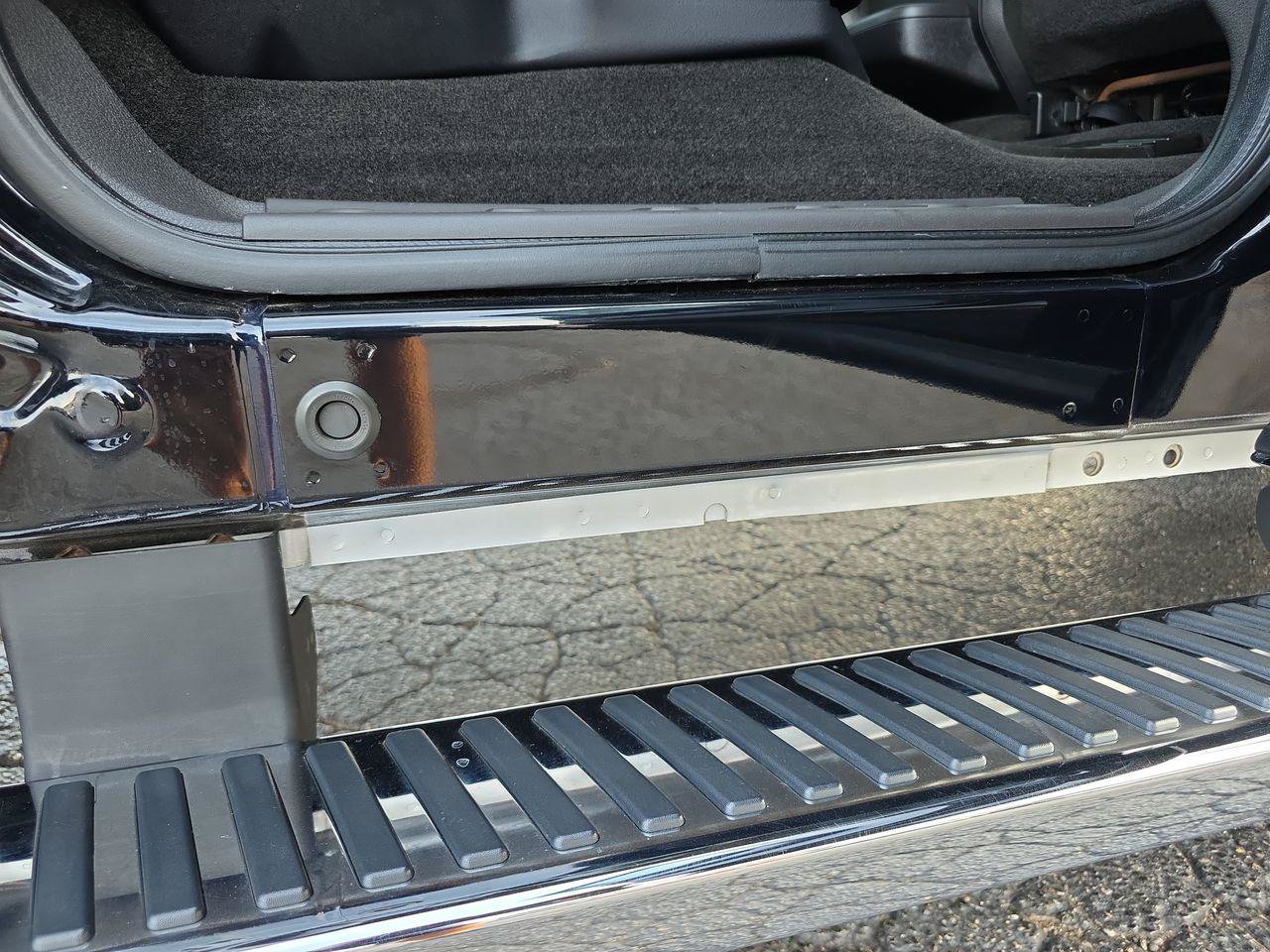 Used 2010 Ford F350 Lariat AWD/4WD image 33