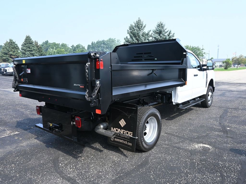 New 2025 Ford F350 XL w/ XL Chrome Package image 12