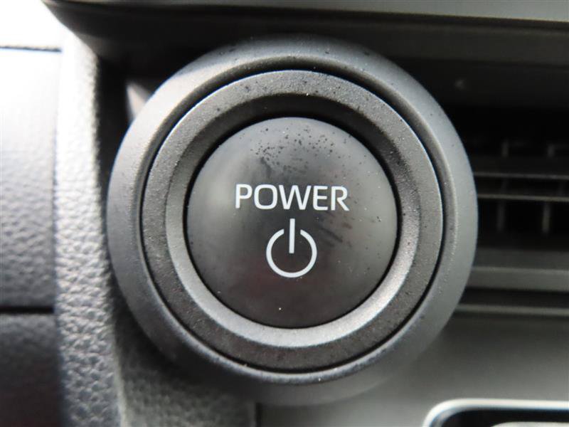 Used 2025 Toyota Prius LE FWD image 14