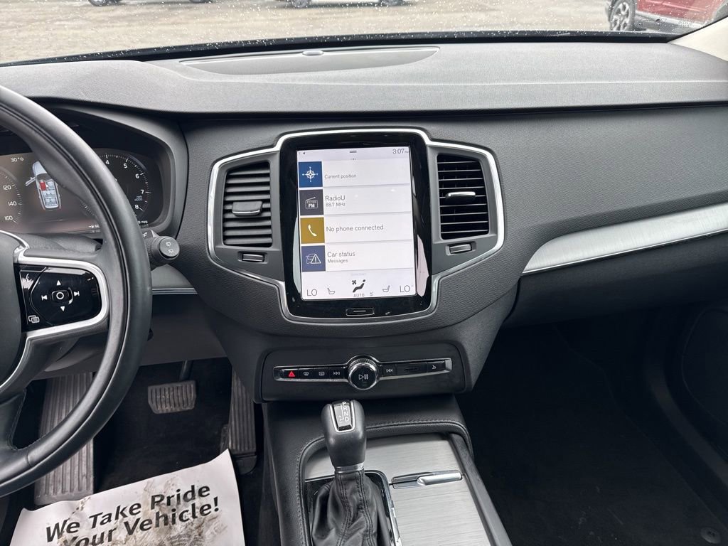 Used 2022 Volvo XC90 T5 Momentum w/ Climate Package image 19