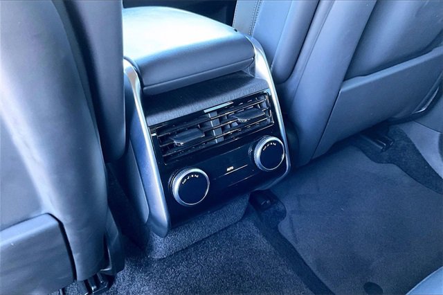 Used 2023 Land Rover Range Rover SE image 23