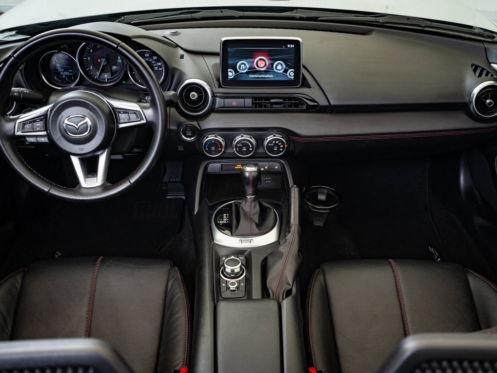 Used 2017 MAZDA MX-5 Miata Grand Touring image 39