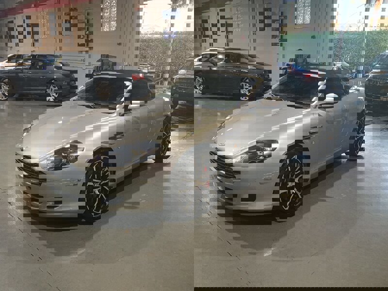Used 2009 Aston Martin DB9 Volante image 3
