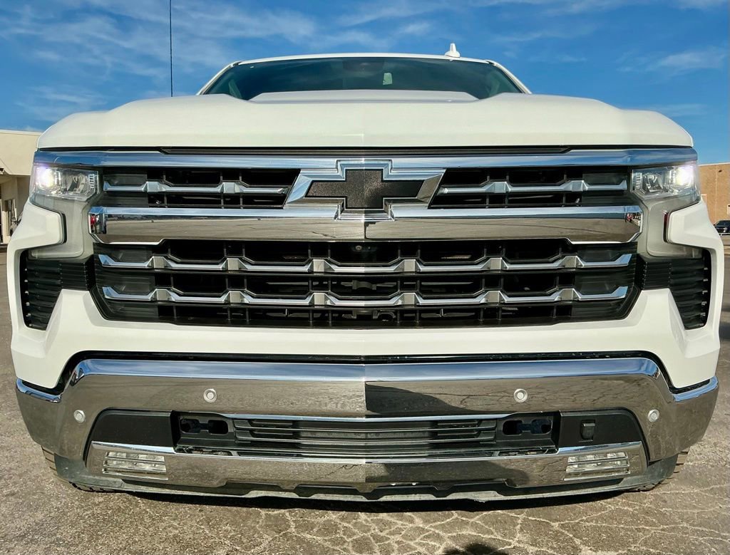 Used 2022 Chevrolet Silverado 1500 LTZ w/ Max Trailering Package AWD/4WD image 9