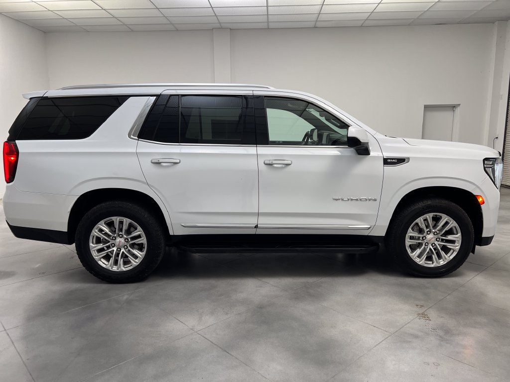 Used 2024 GMC Yukon SLT RWD image 10