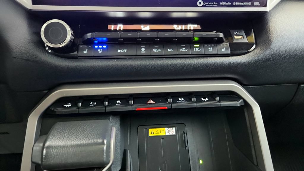 Certified 2022 Toyota Tundra Limited AWD/4WD image 29
