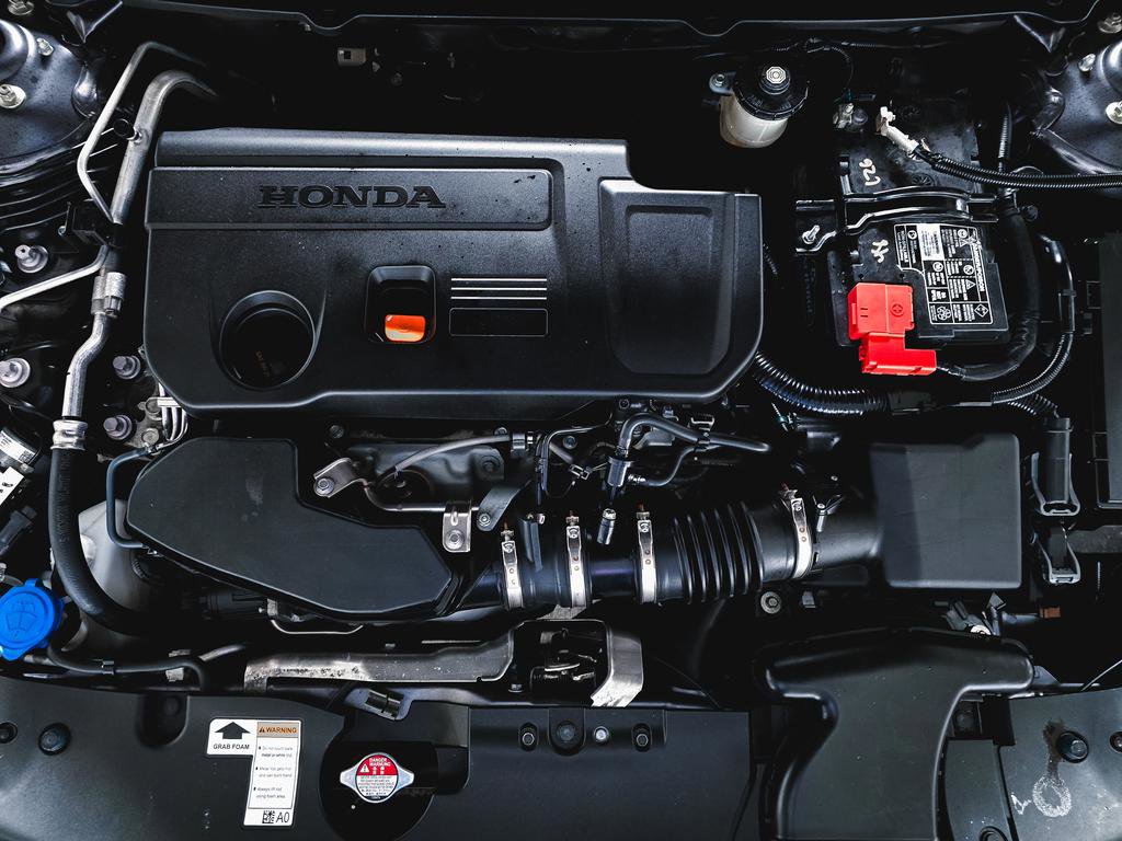 Used 2021 Honda Accord Touring image 12