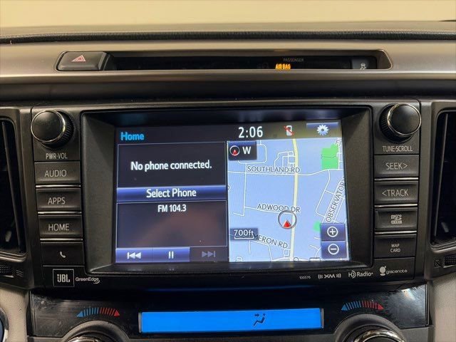 Used 2016 Toyota RAV4 Limited image 25