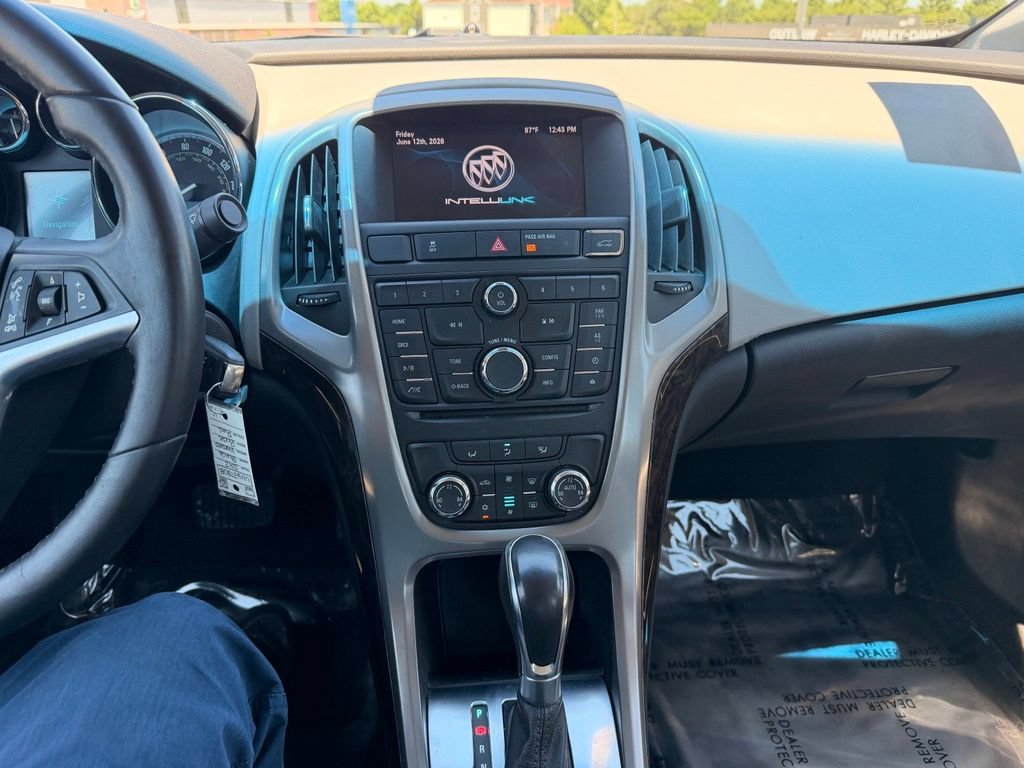 Used 2012 Buick Verano FWD image 4
