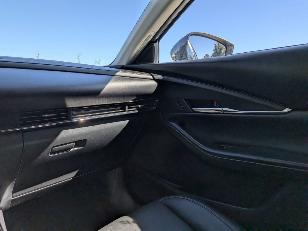 Used 2025 MAZDA CX-30 AWD 2.5 S w/ Preferred Package image 16