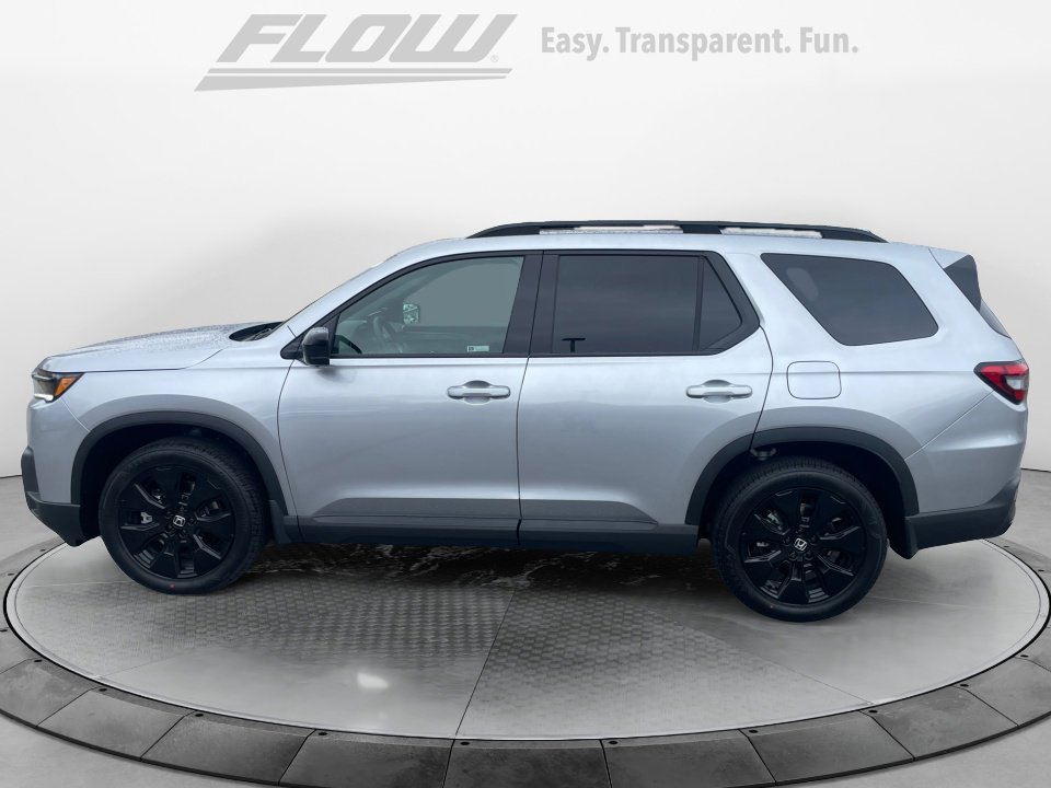 New 2026 Honda Pilot Black Edition image 4