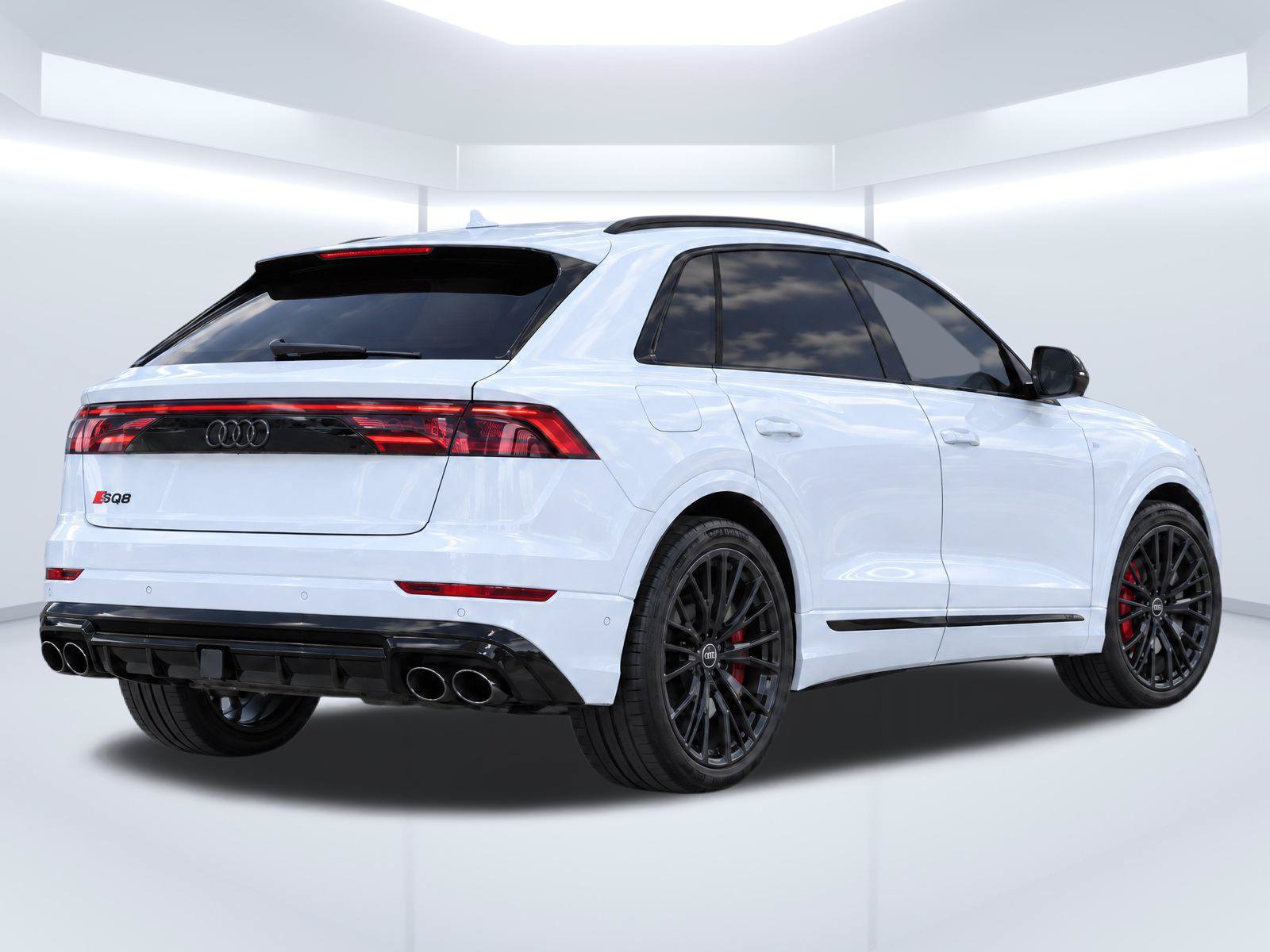 Used 2026 Audi SQ8 Premium Plus w/ S Sport Package AWD/4WD image 4