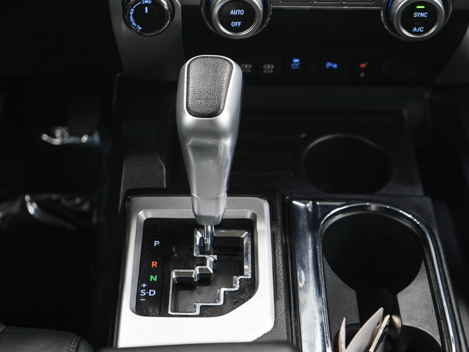 Used 2021 Toyota Tundra SR5 AWD/4WD image 19