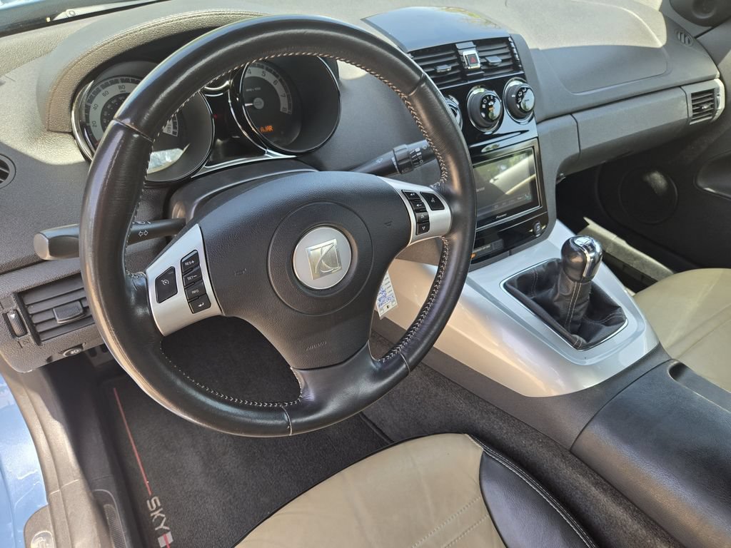 Used 2008 Saturn Sky Red Line RWD image 5