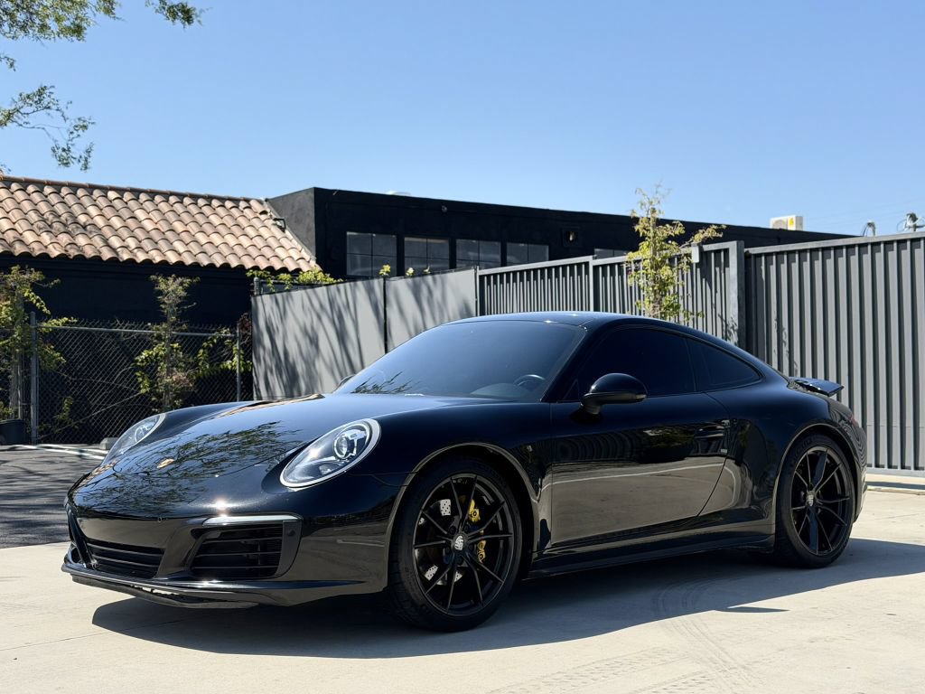 Used 2019 Porsche 911 Carrera 4 AWD/4WD image 11