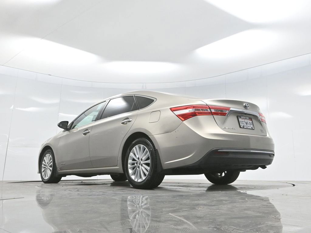 Used 2013 Toyota Avalon Limited image 61