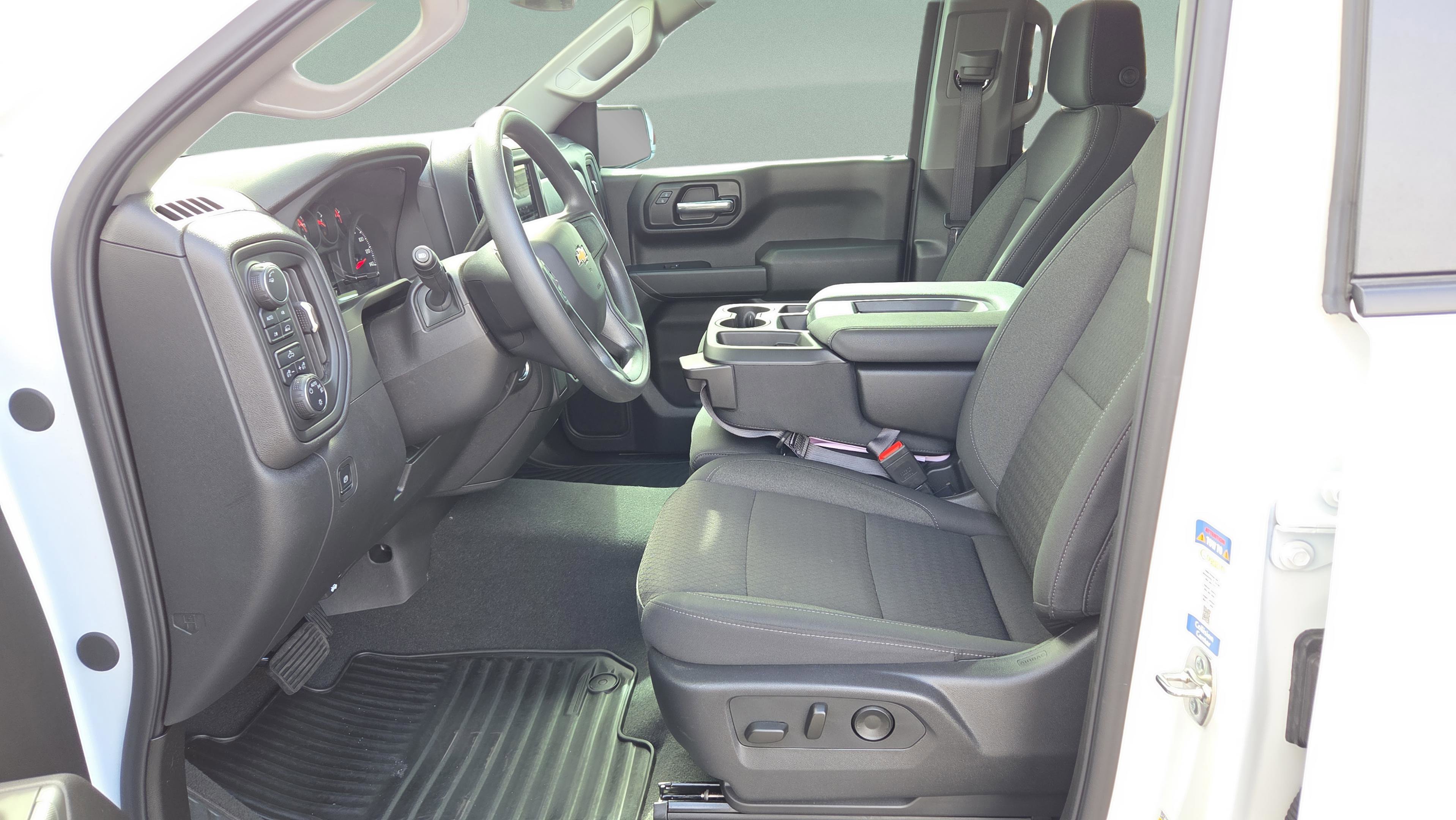 New 2025 Chevrolet Silverado 1500 Custom image 11