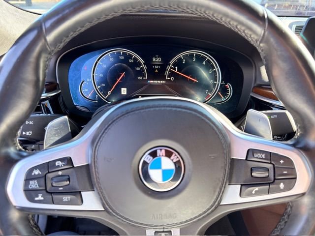 Used 2018 BMW M550i xDrive image 6