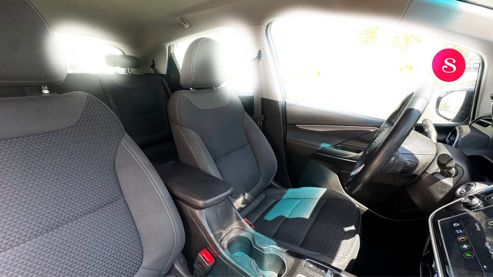 Used 2022 Chevrolet Bolt LT FWD image 14