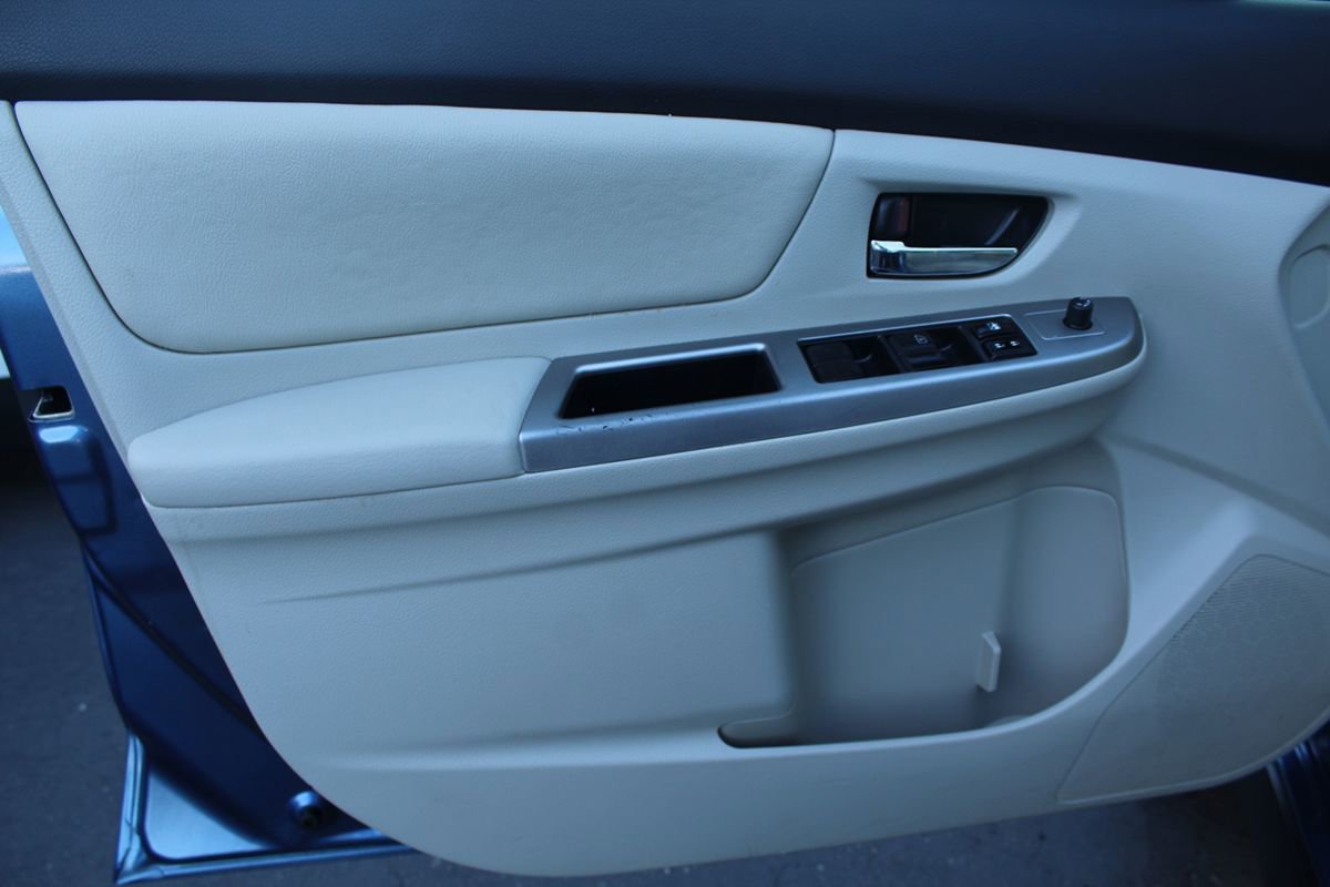 Used 2014 Subaru Crosstrek 2.0i Premium image 13