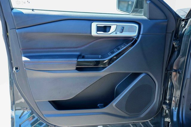 Used 2022 Ford Explorer ST-Line image 19