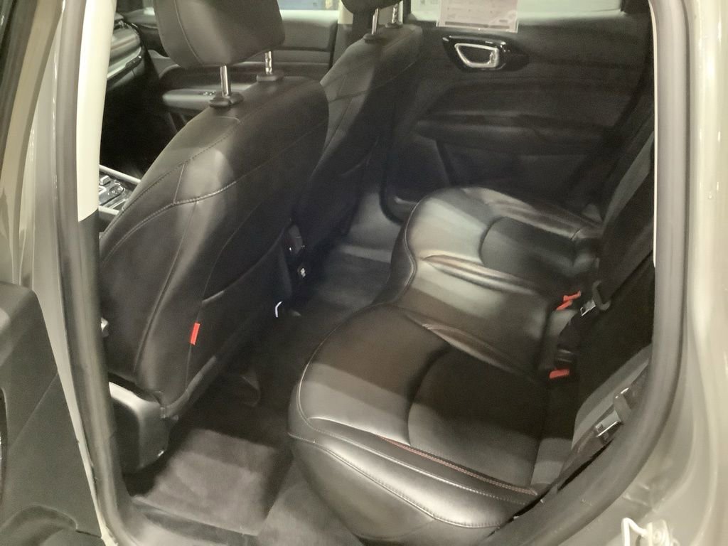 Used 2022 Jeep Compass Trailhawk image 21