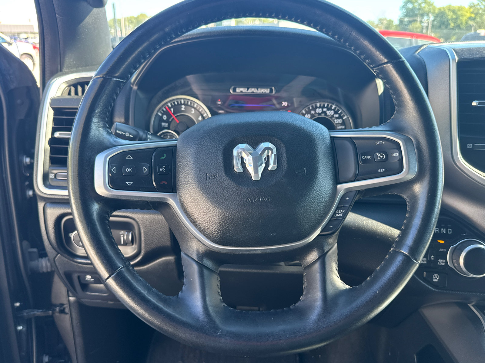 Used 2022 RAM 1500 Big Horn AWD/4WD image 15
