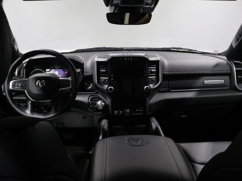 Used 2023 RAM 1500 Laramie AWD/4WD image 18