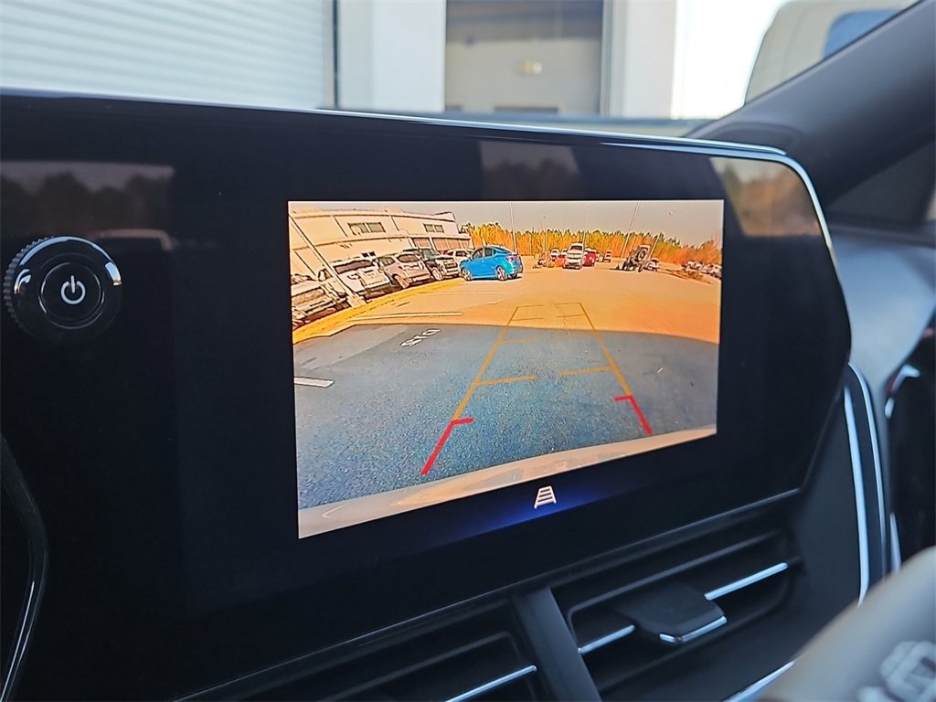 Used 2024 Chevrolet Trax RS w/ Sunroof Package image 22