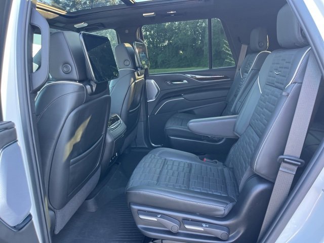 Used 2024 Cadillac Escalade Sport Platinum w/ Heavy-Duty Trailer Package image 48