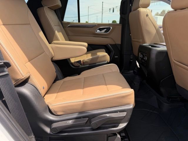 Used 2023 Chevrolet Tahoe Premier AWD/4WD image 45