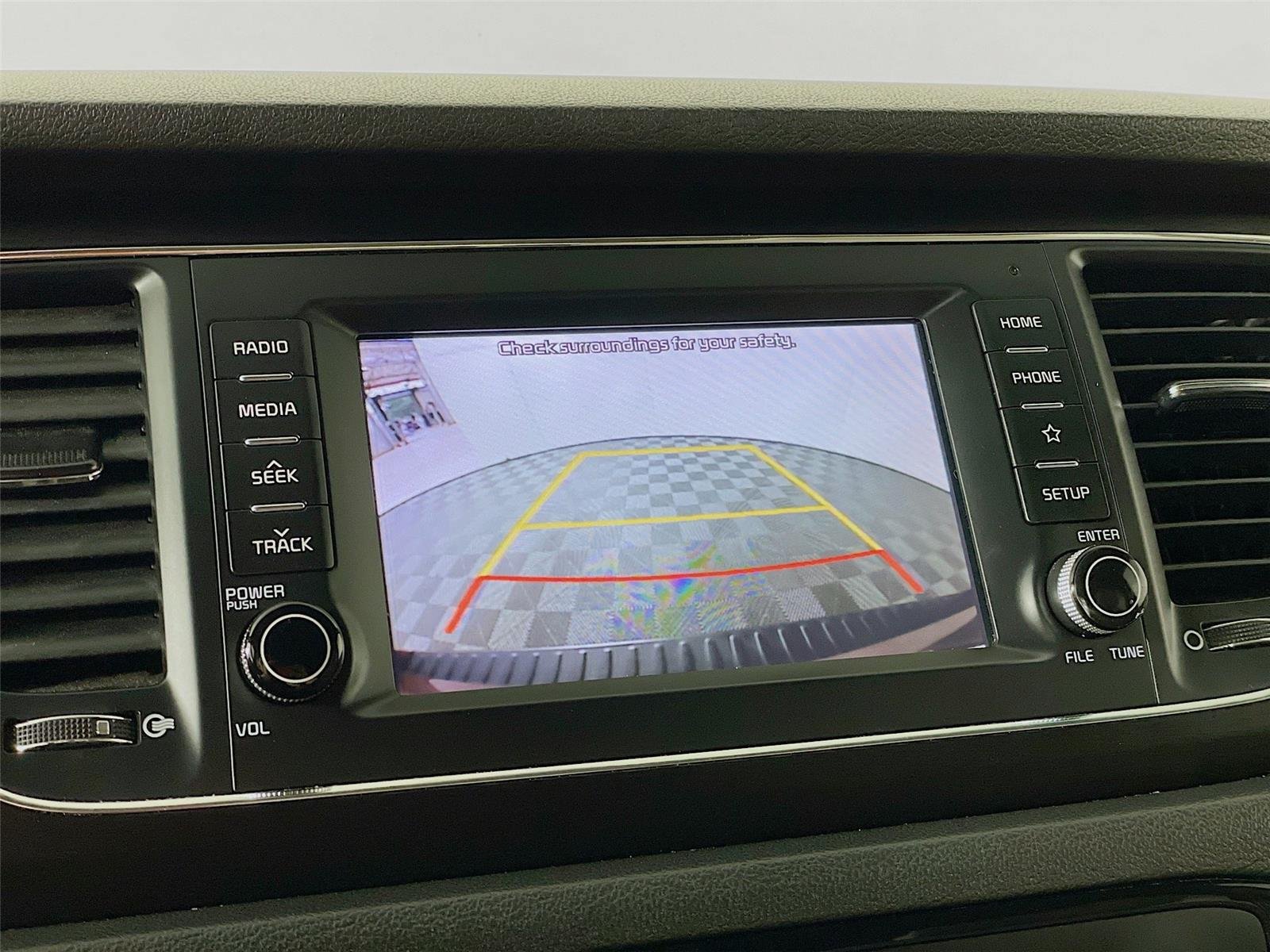 Used 2019 Kia Sedona LX FWD image 16