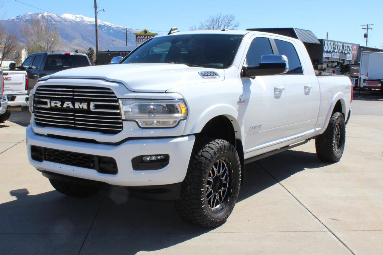 Used 2022 RAM 3500 Laramie image 8