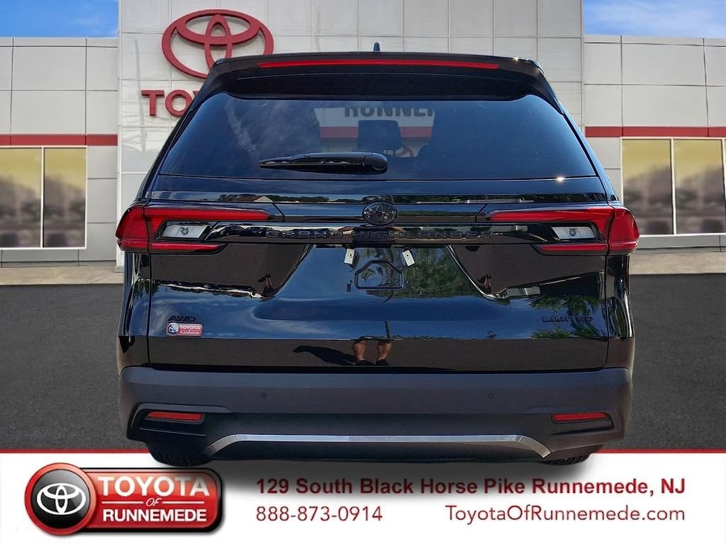 Certified 2026 Toyota Grand Highlander AWD image 5