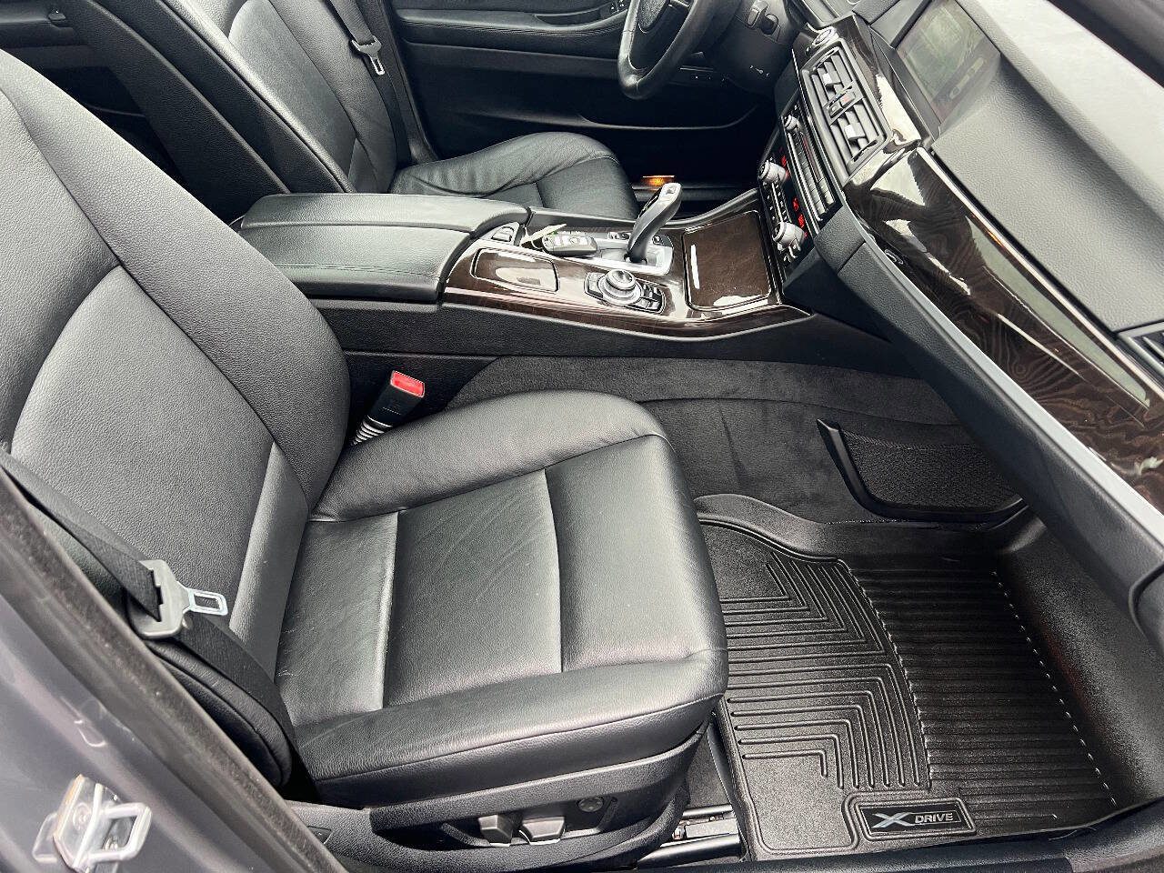 Used 2013 BMW 528i xDrive Sedan image 25
