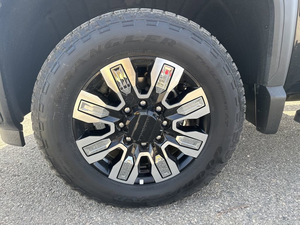 New 2025 GMC Sierra 3500 Denali w/ Technology Package image 23