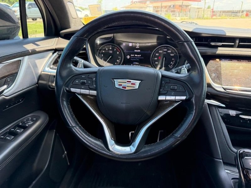 Used 2021 Cadillac XT6 Sport w/ Platinum Package AWD/4WD image 13