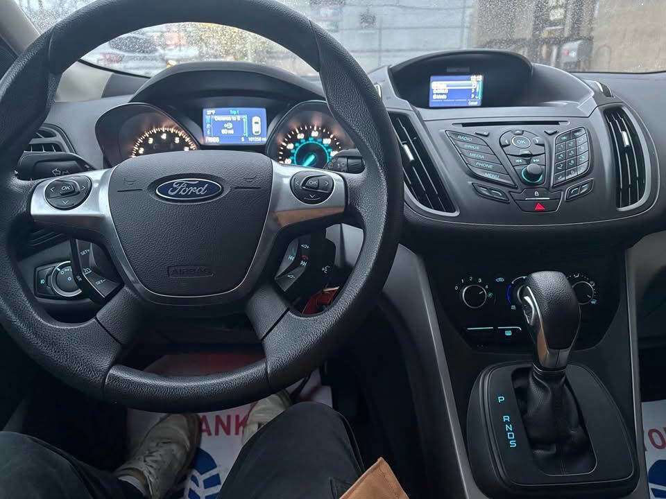 Used 2014 Ford Escape SE image 6