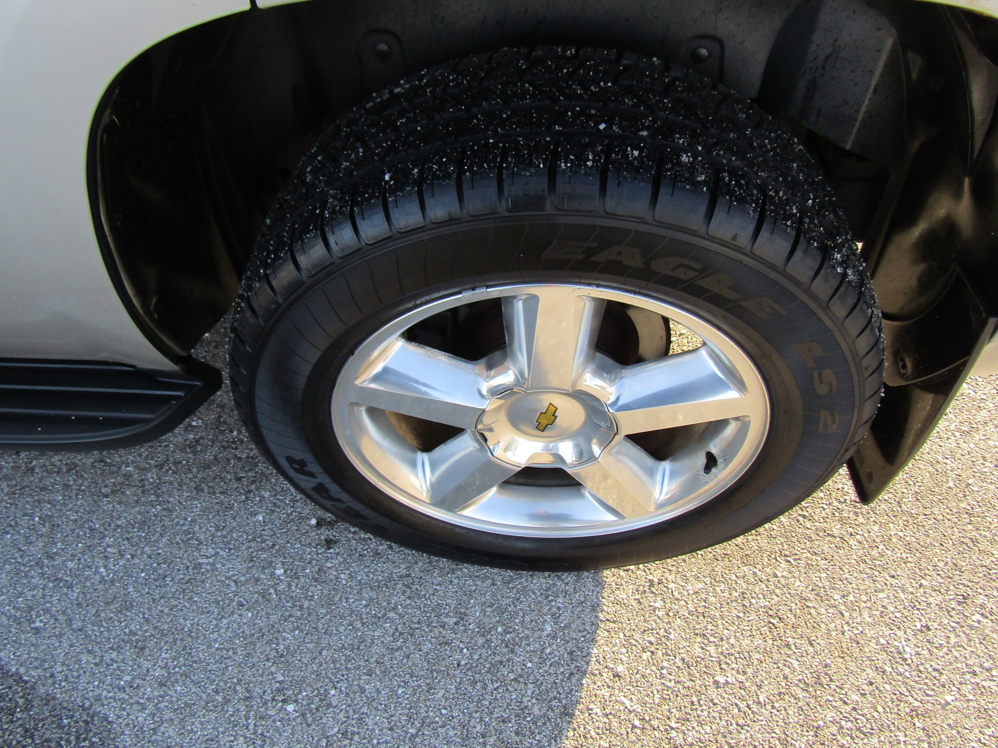 Used 2009 Chevrolet Tahoe LTZ AWD/4WD image 10