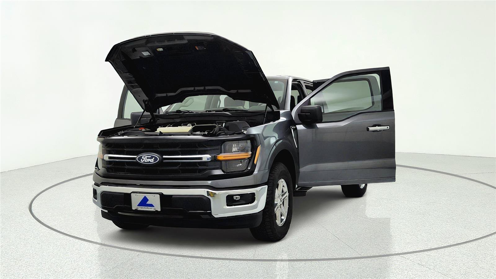 Used 2025 Ford F150 XLT w/ Equipment Group 301A Standard AWD/4WD image 11